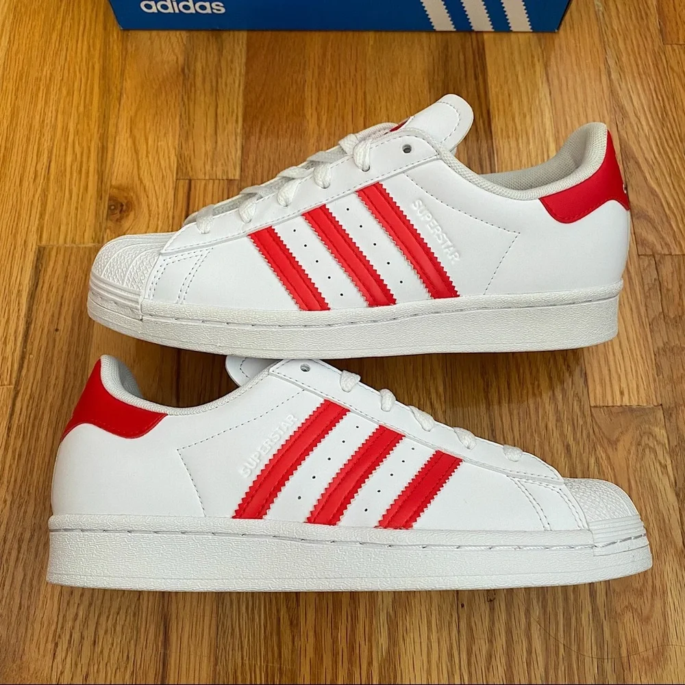 Adidas Superstar Heart Women’s Sneakers - Picture 7 of 8